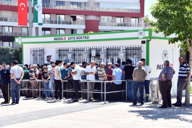 Konyaspor’da yeni sezon kombineleri satışa çıktı