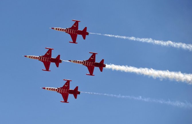 Türk Yıldızları Konya’da nefes kesti