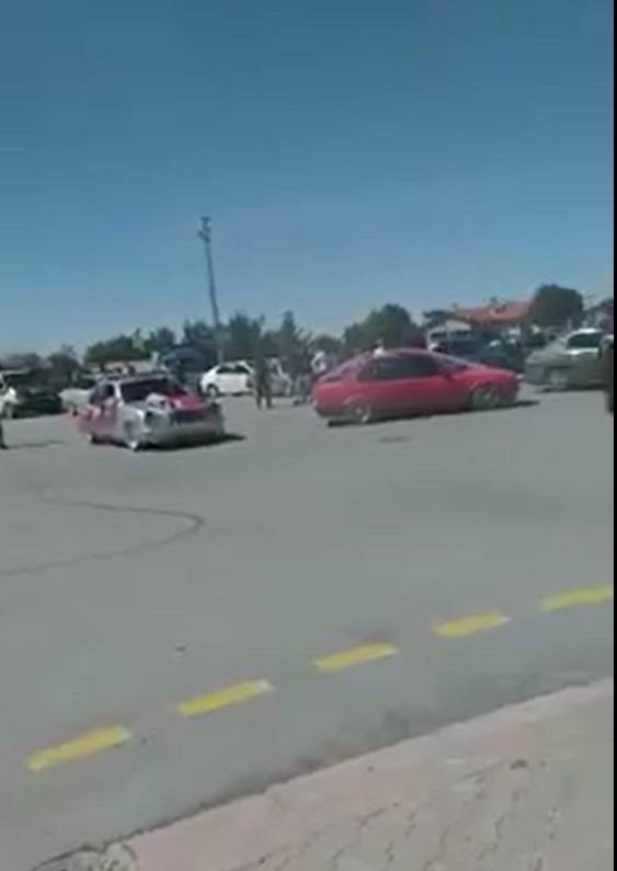 Bu da düğün konvoyu drifti