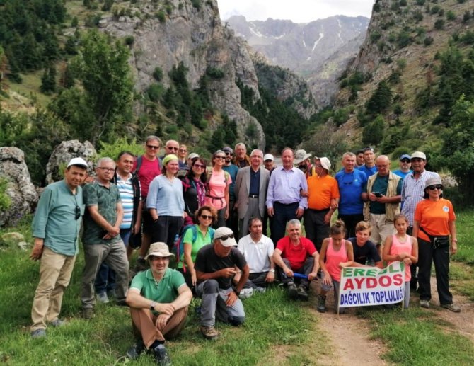 Başkan Oprukçu’dan dağcılara sürpriz ziyaret