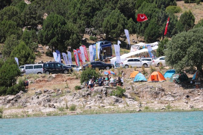 Beyşehir Gölü’nde “Sudak Balığı” yakalama yarışması