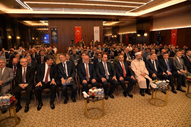 8. Yurt dışı Din Hizmetleri Konferansı Konya’da başladı