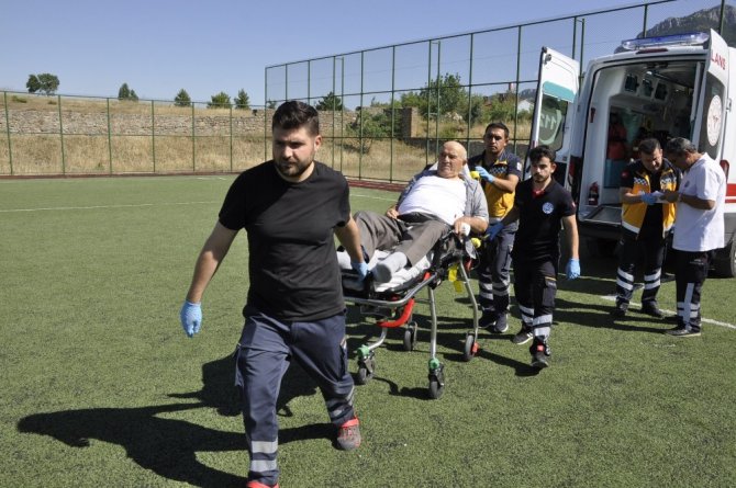 Hasta taşıyan ambulans kaza yaptı: 5 yaralı