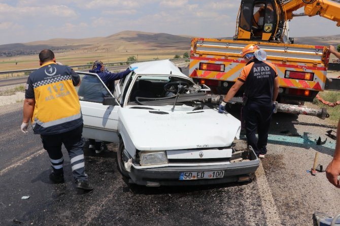 Otomobil vince arkadan çarptı: 1 ölü