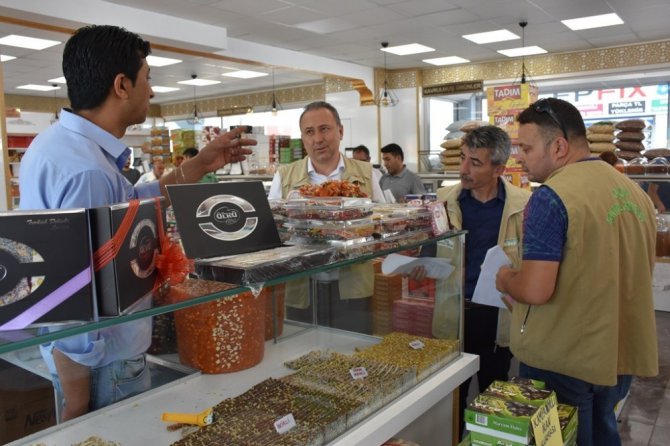 Aksaray’da kuruyemiş satan işyerleri denetlendi