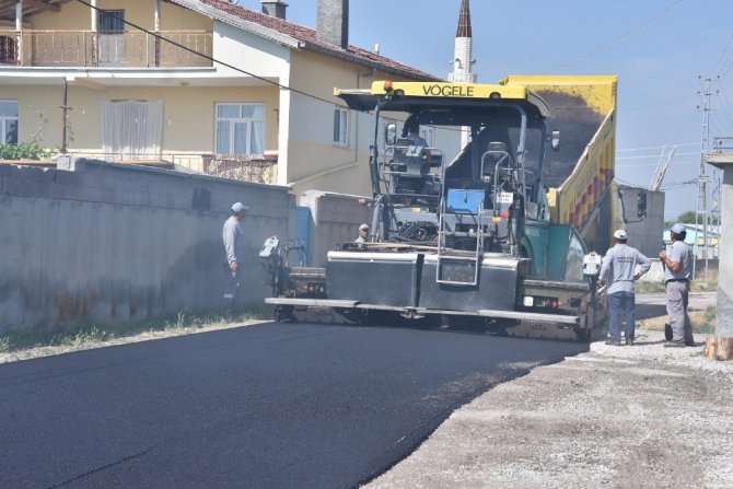 Başkan Kılca Çengilti’de asfalt çalışmalarını inceledi