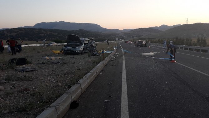 Karı koca kazada hayatını kaybetti, yakınlarını polis teselli etti