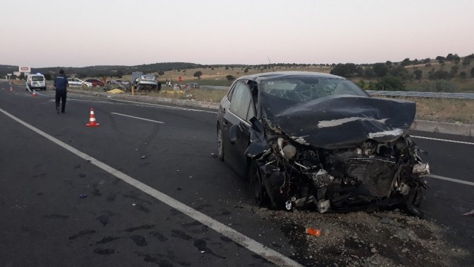 Karı koca kazada hayatını kaybetti, yakınlarını polis teselli etti