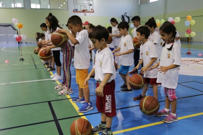 ASÜ’de çocuklara yönelik hareket eğitimi programı tamamlandı