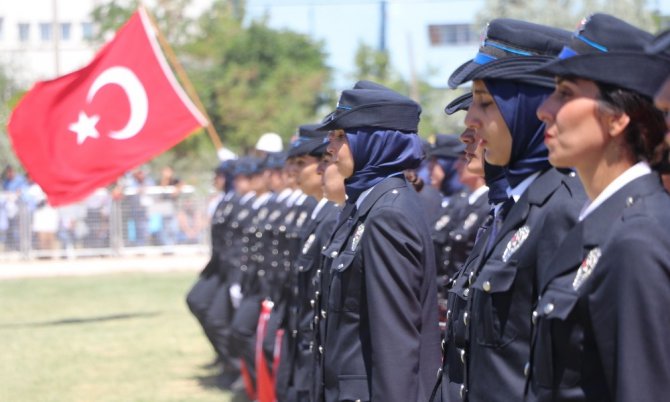 Aksaray POMEM’de 631 yeni polis mezun oldu