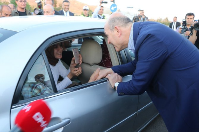 İçişleri Bakanı Soylu: “Ekiplerimiz uyandırma servisi gibi çalışıyor”