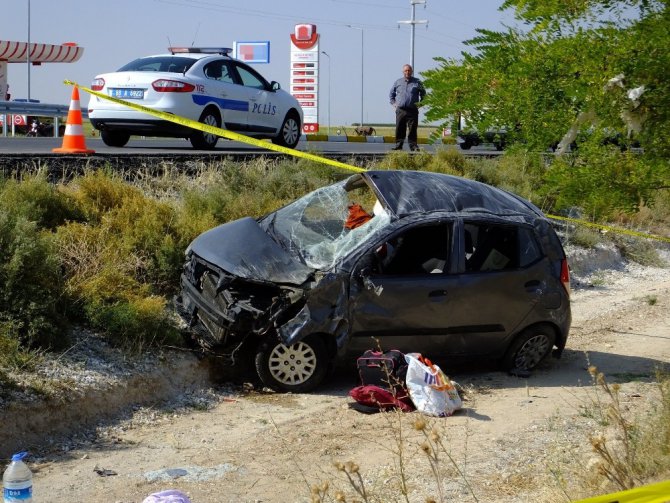 Aksaray’da otomobil takla attı: 1 ölü, 2 yaralı