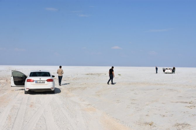 Aksaray’ın Eskil ilçesinden Tuz Gölü’ne yol açıldı