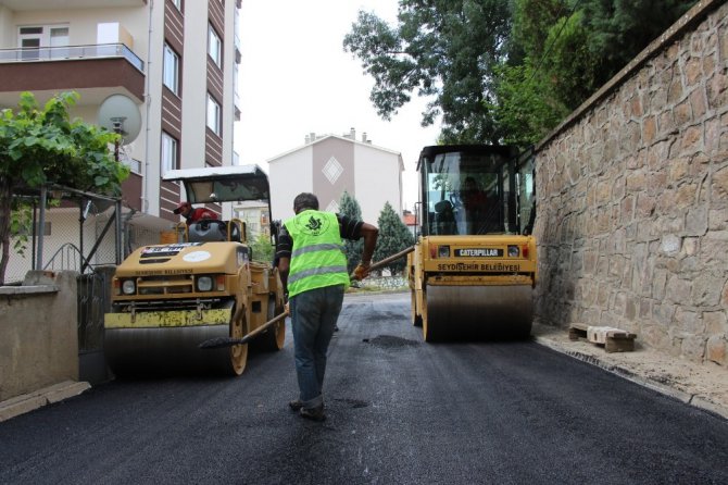 Seydişehir’de asfalt ve yol çalışmaları devam ediyor