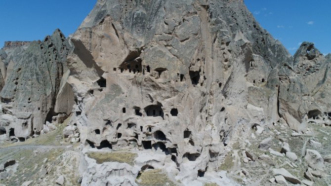 Aksaray’ın peribacaları olan Selime Katedrali turistlerin ilgi odağı