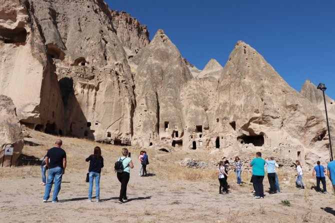 Aksaray’ın peribacaları olan Selime Katedrali turistlerin ilgi odağı