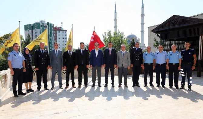 Başkan Altay: “Konya’nın güvenilir şehir olmasında zabıtanın önemli yeri var”