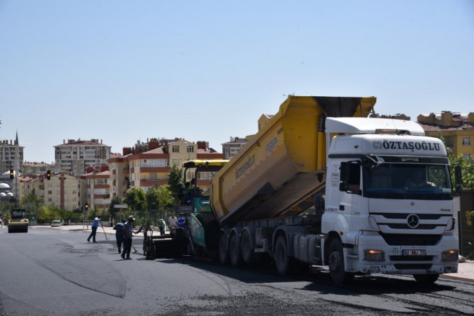 Elmalı Hamdi Hoca Caddesi yenilendi