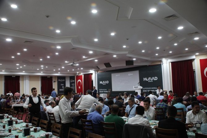 Genç MÜSİAD’dan 10 Muharrem iftarı