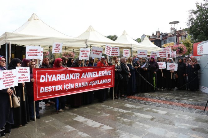 Konya’dan Diyarbakır annelerine destek