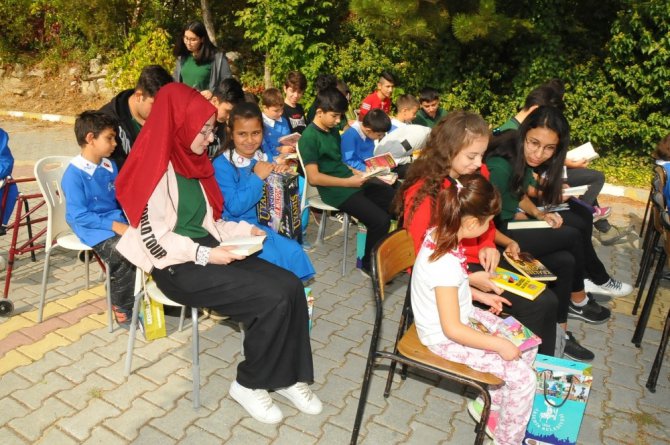 Akşehir’de “Pedalını Kitap İçin Çevir” etkinliği