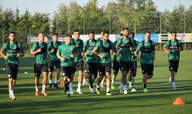 Konyaspor’da 3 günlük izin sonrası hazırlıklar başladı