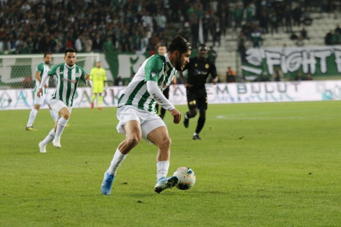 Süper Lig: Konyaspor: 0 - Yeni Malatyaspor: 1 (İlk Yarı)