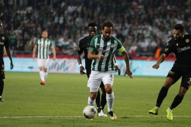 Süper Lig: Konyaspor: 0 - Yeni Malatyaspor: 1 (İlk Yarı)