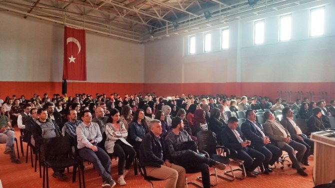 Kulu’da öğrencilere sınav eğitim semineri