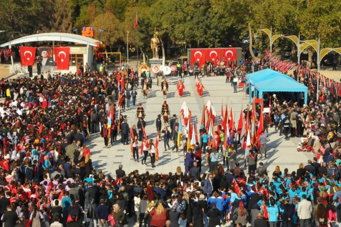 Akşehir’de Cumhuriyet Bayramı coşkusu