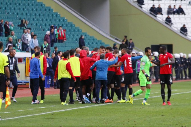 Süper Lig: Konyaspor: 1 - Gençlerbirliği: 1 (Maç sonucu)