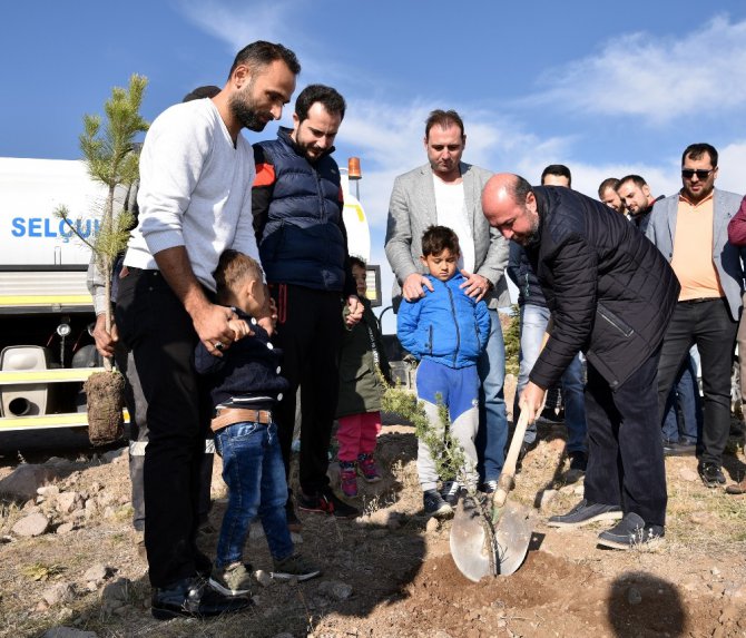 Selçuklu “Geleceğe Nefes” seferberliğine 26 bin fidanla destek oluyor