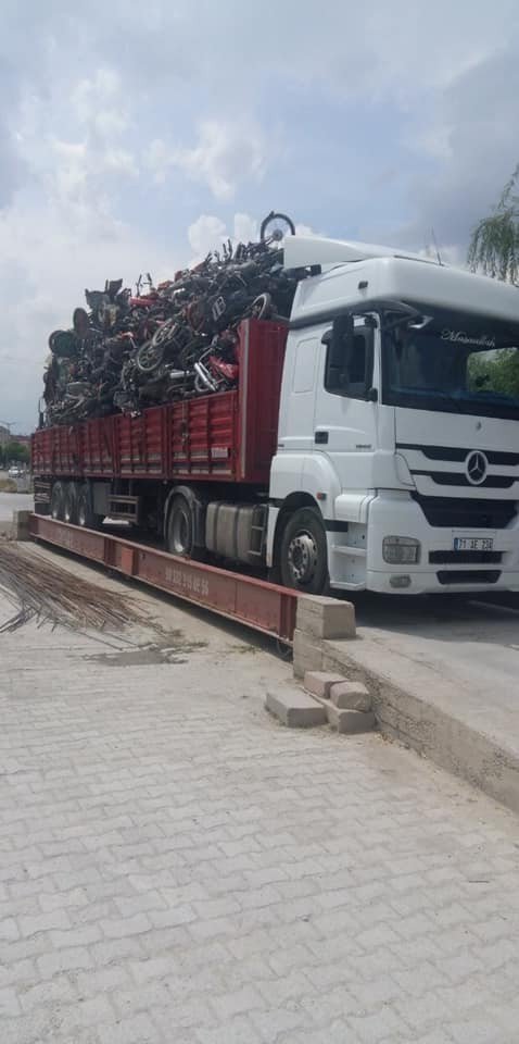 Konya’da yakalanan yüzlerce motosiklet hurda işletmesine gönderildi