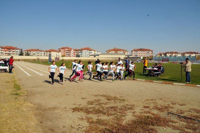 Akşehir’de 2. Zekai Baloğlu Atletizm Yarışması’na yoğun ilgi