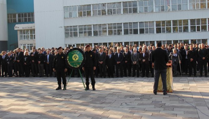 Konuk: “Atatürk’ün başarısı, sonsuza dek bize ışık tutacak”