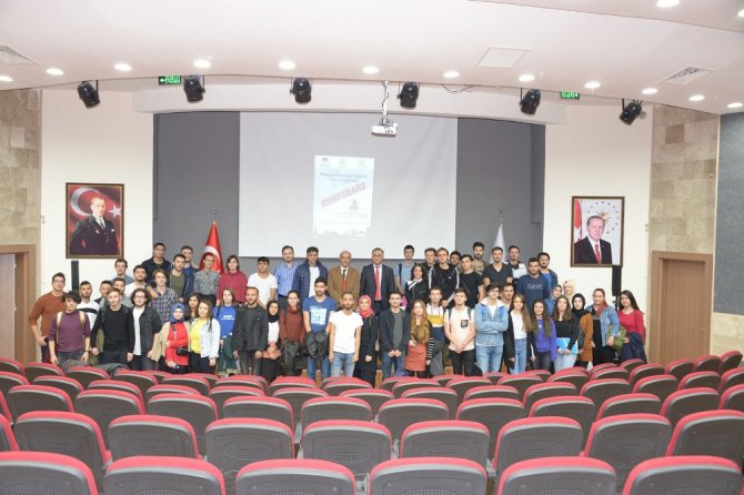 Selçuk’ta “Güncel Gelişmeler Işığında Turizm Eğitimi” Konferansı yapıldı