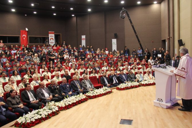 Konya Gıda ve Tarım Üniversitesinin akademik yıl açılışı yapıldı