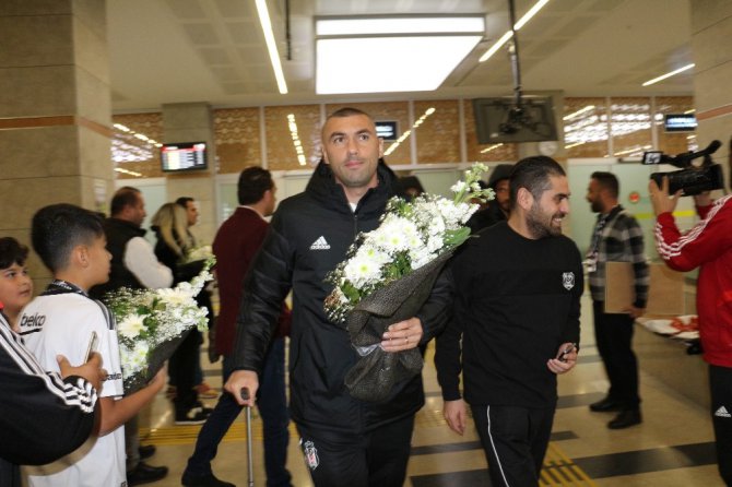 Beşiktaş, Konya’da coşkuyla karşılandı