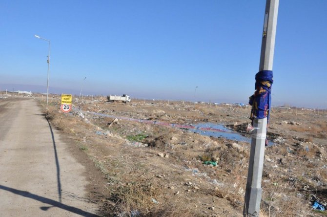 Çöplükte pimi çekilmiş el bombası bulundu