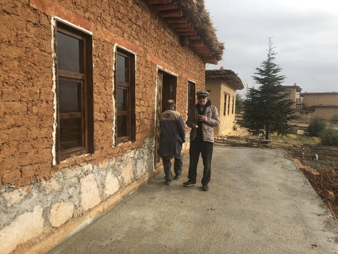 Sonsuz Şükran Köyü’nde yapılan “Heykel ve Seramik Tasarım Atölyesi” tamamlandı