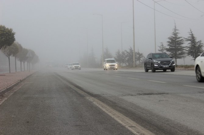 Konya’da yoğun sis etkili oldu, uçak seferleri yapılamadı