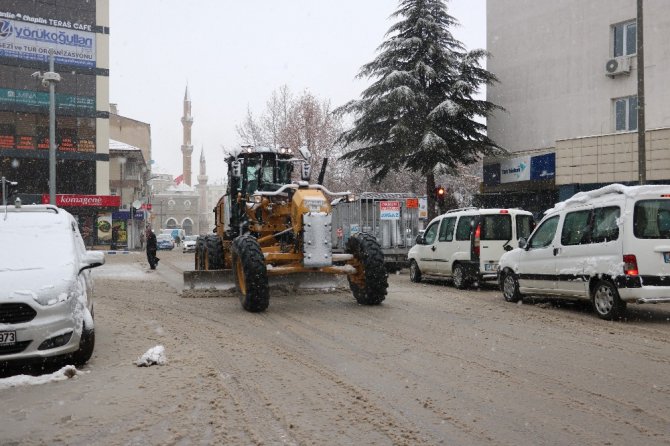 Beyşehir Gölü’nde avlanma faaliyetlerine kar molası