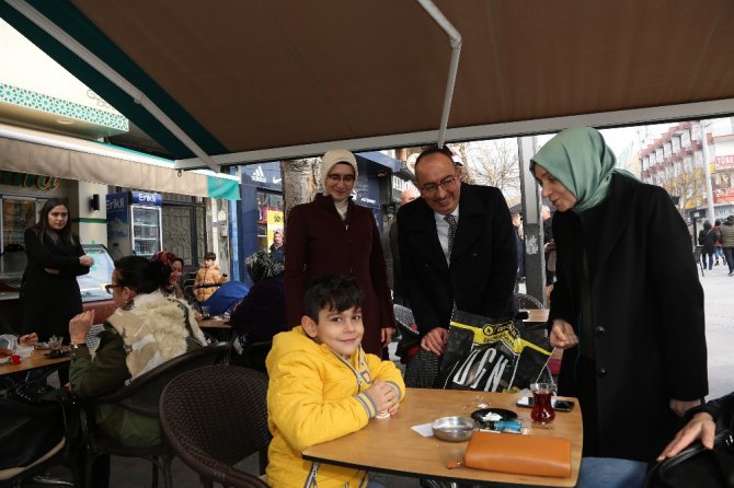 Belediye başkanları ve milletvekilleri vatandaşlarla bir araya geldi