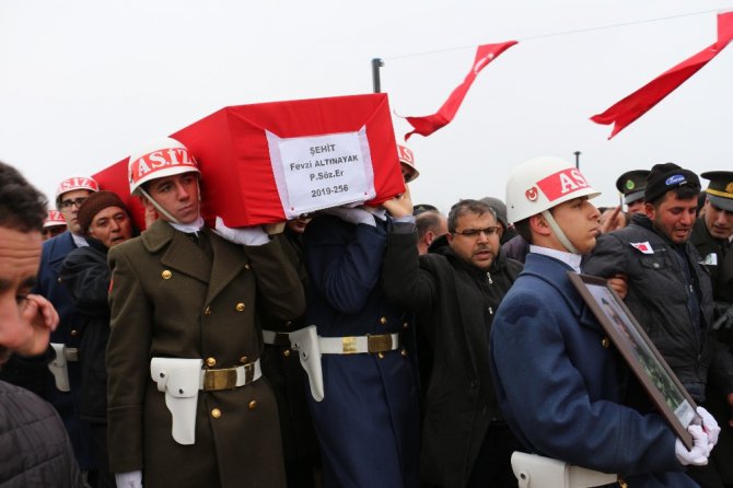 Konyalı şehit son yolculuğuna uğurlandı