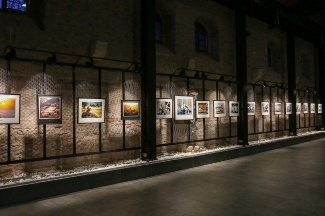 Tantavi usta fotoğrafçı Ozan Sağdıç’ı ağırladı