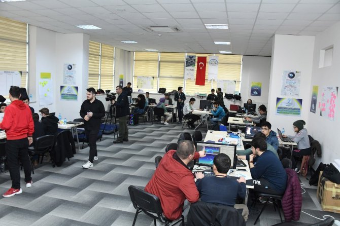 Konya’daki dijital oyun geliştiricileri “Global Game Jam”de buluştu