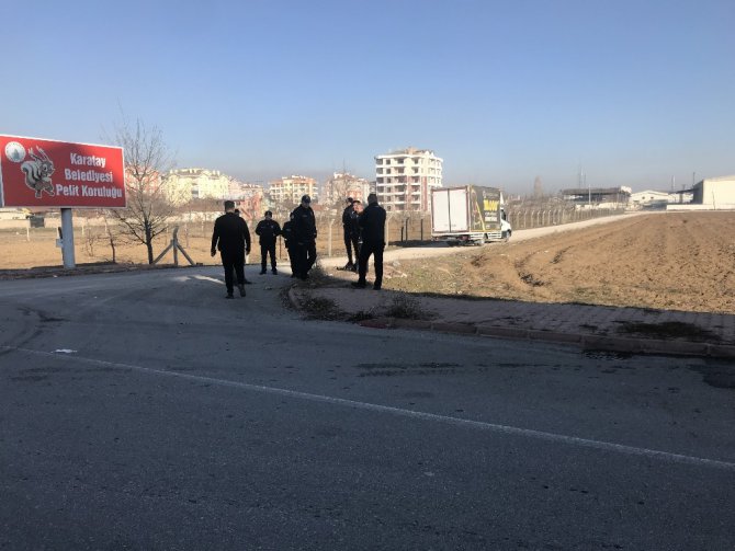 Konya’da kamyonet yan yattı: 9 yaralı