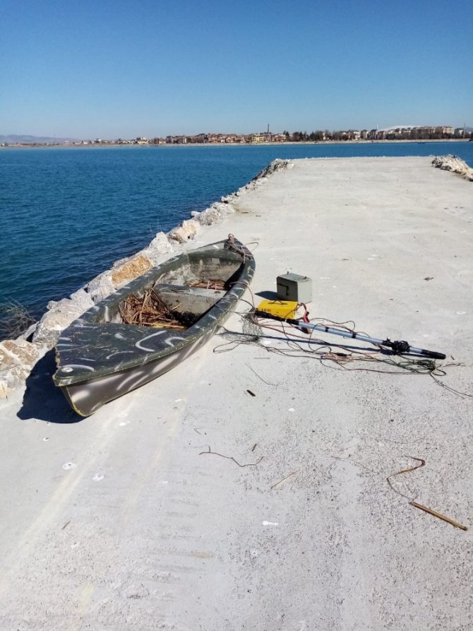 Elektrikle balık avladılar, 147 bin liralık cezaya çarptırıldılar