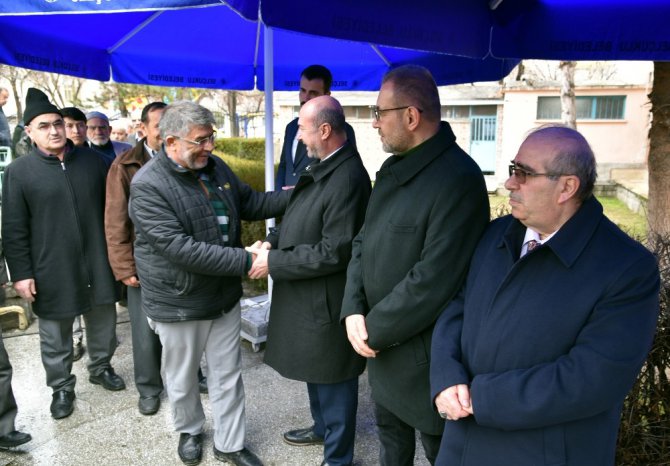 Başkan Pekyatırmacı Akabe Camisi’nde vatandaşlarla buluştu