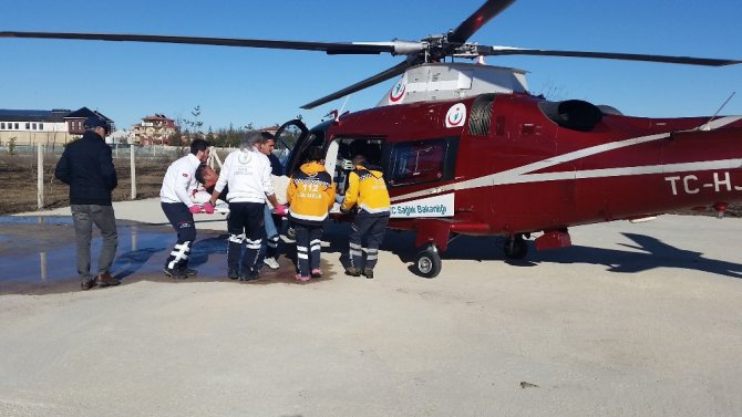 Konya’da kalp krizi geçiren hastaya hava ambulansı